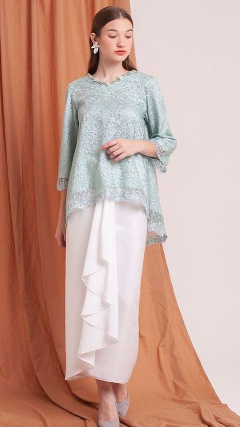 10 Recommendations for the Latest 2024 Brocade Kebaya for Eid, Instantly Stunning