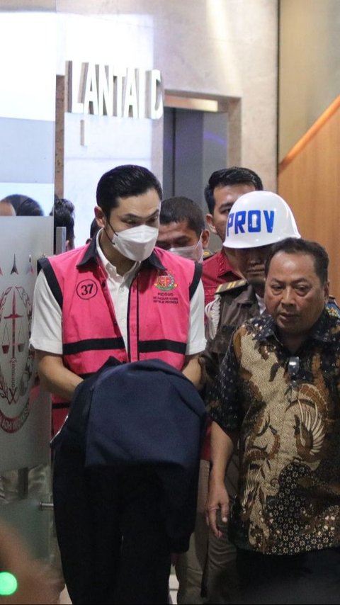 Suami Sandra Dewi Ditangkap dalam Kasus Korupsi