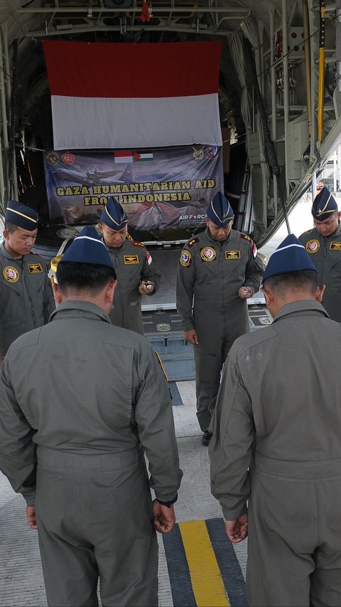 FOTO: TNI Kirim 900 Payung Udara ke Yordania untuk Salurkan Bantuan Kemanusiaan ke Jalur Gaza