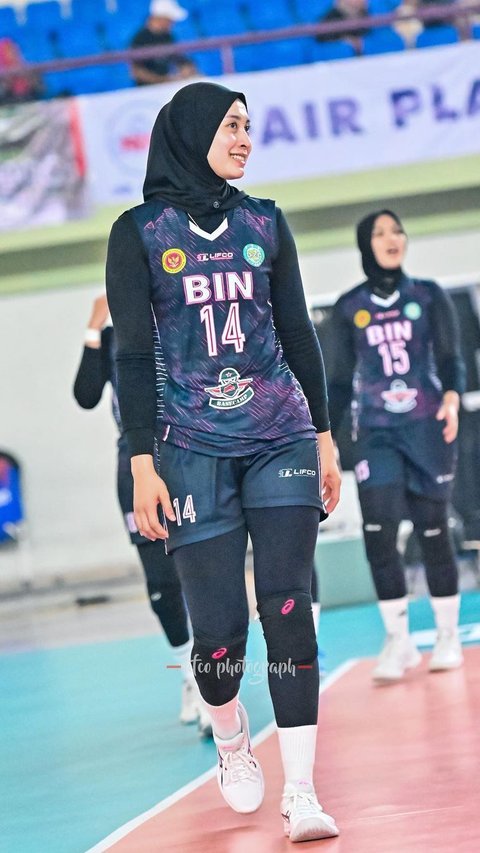 The Figure of Alya Annastasya, Indonesia's Volleyball Angel Who Actually Pursued Badminton in Her Childhood