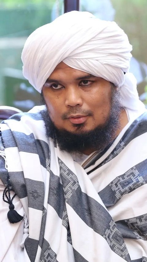 10 Portraits of Ustaz Derry Sulaiman's Luxury House, a Preacher Who Likes to Lecture in Discos & Night Clubs