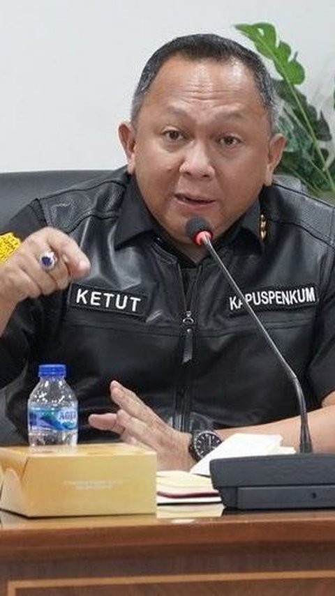 JAM PIDSUS Kejagung Periksa Saksi MAK dari Pihak Swasta Terkait Kasus Emas Surabaya