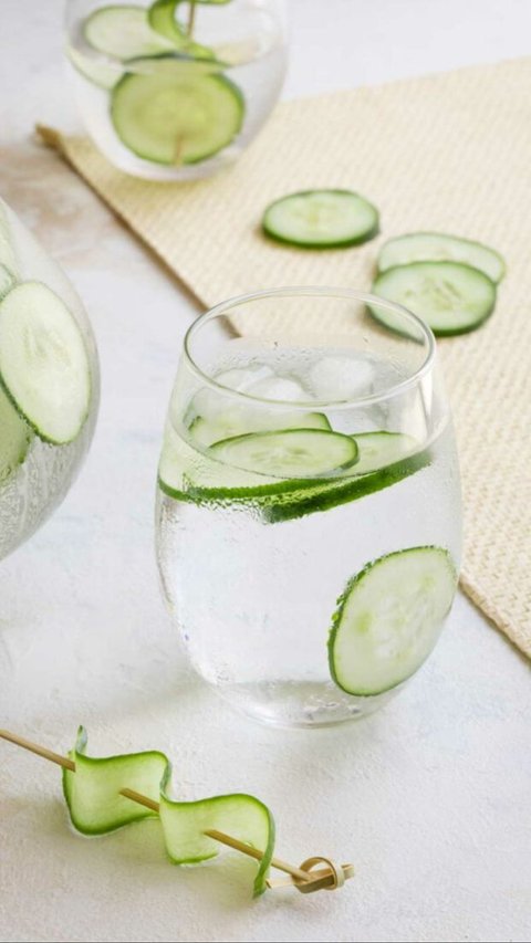 Manfaat Infused Water Timun bagi Kesehatan, Bantu Hidrasi Tubuh hingga Cegah Kanker