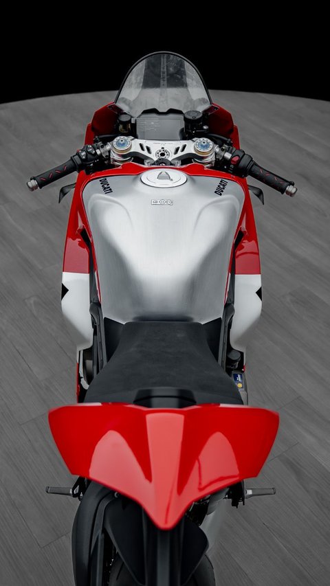 Superbike Paling Pol Ducati Panigale V4 R Mengaspal di Indonesia