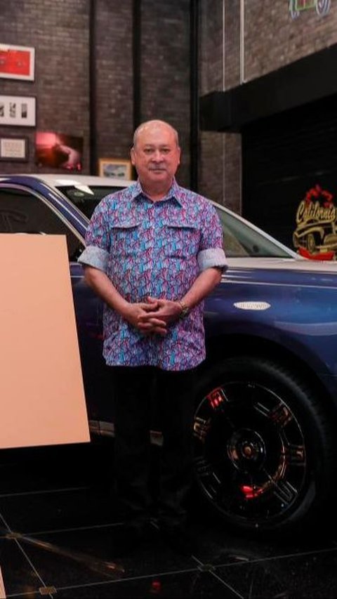 Raja Malaysia Jadi Orang Pertama di Dunia Terima Hongqi L5, Mobil Khusus Bawa Tamu Negara yang Sangat Canggih