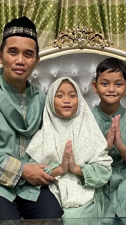 Potret Hangat Keluarga Ustaz Maulana, Hingga Kini Masih Jadi Single Father untuk 4 Anaknya