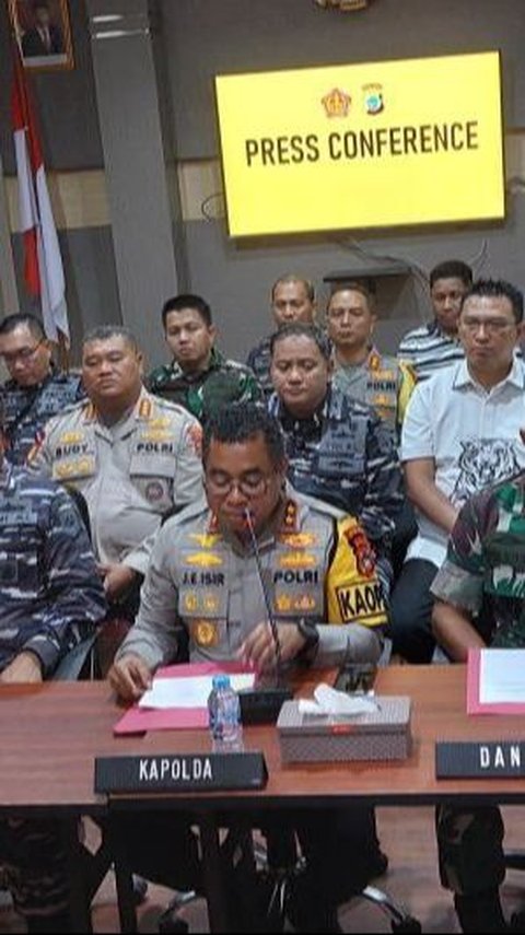 Bentrokan TNI AL dan Brimob di Sorong