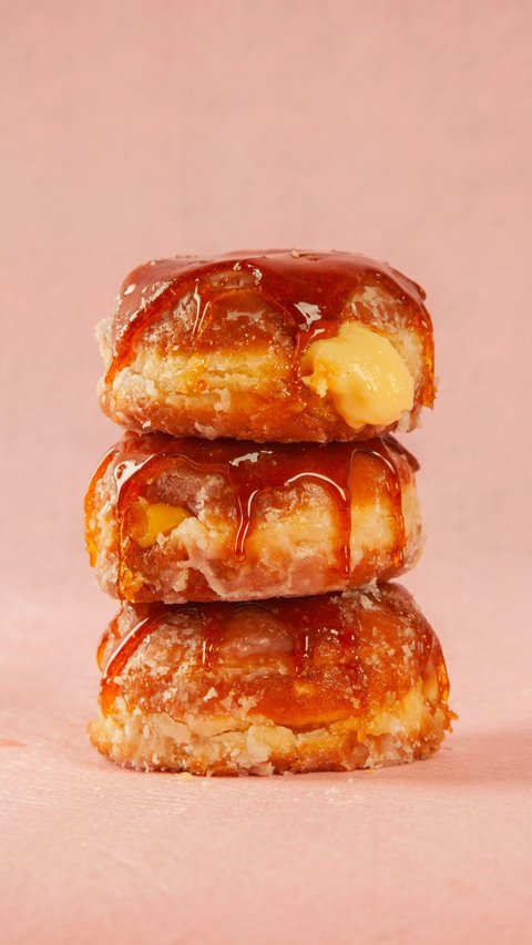 Thai Tea Creme Brulee Donuts Recipe, Donuts with a Different Taste