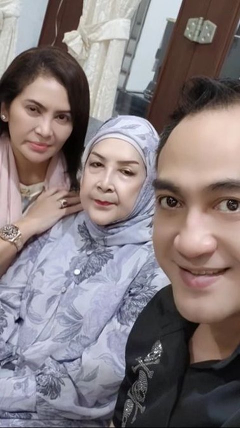 5 Portraits of Former Wife, Anggia Novita, Pay a Visit to Former In-Laws' Family, Ferry Irawan Praises to the Sky