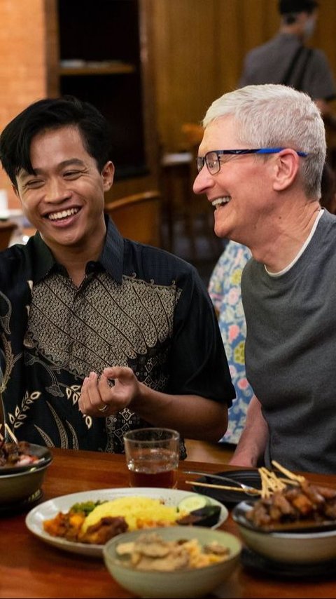 Segini Kekayaan Bos Apple Tim Cook yang Sedang Mampir ke Jakarta