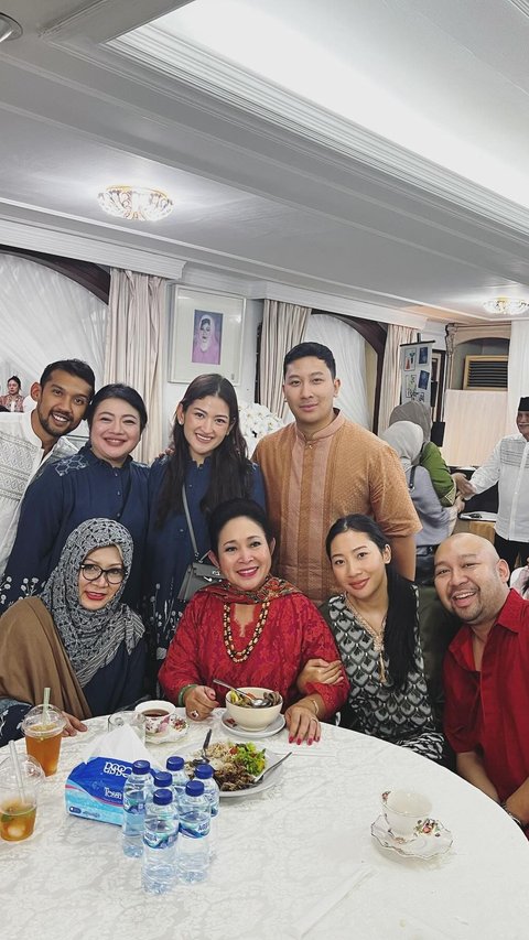 Moment of Fun with Cendana Family Celebrating Eid, Portraits of Titiek Soeharto and Didit Hediprasetyo Caught Attention