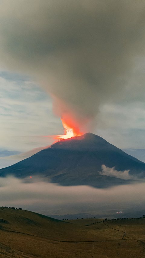Prayer When Natural Disasters Occur Volcanic Eruptions to be Safe and Protected