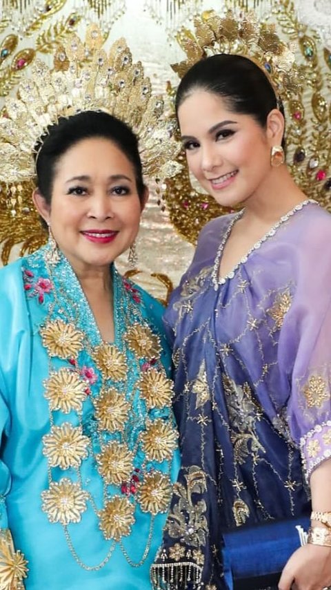 Portrait of Annisa Pohan Celebrating the Halal Bihalal Moment at Titiek Soeharto's House, Turns Out to Wear Special Dresscode