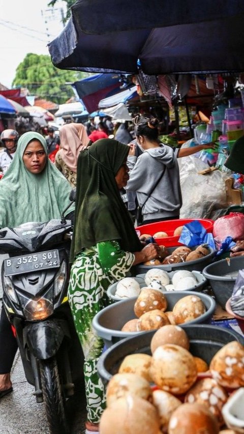 Survei LSI: 38,1 Persen Publik Nilai Ekonomi Nasional Buruk, 37.9% Anggap Penegakan Hukum juga Buruk