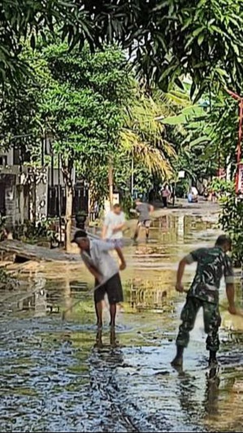 Banjir dan Longsor Landa Tujuh Kecamatan di Trenggalek, Rumah Warga dan Masjid Alami Kerusakan
