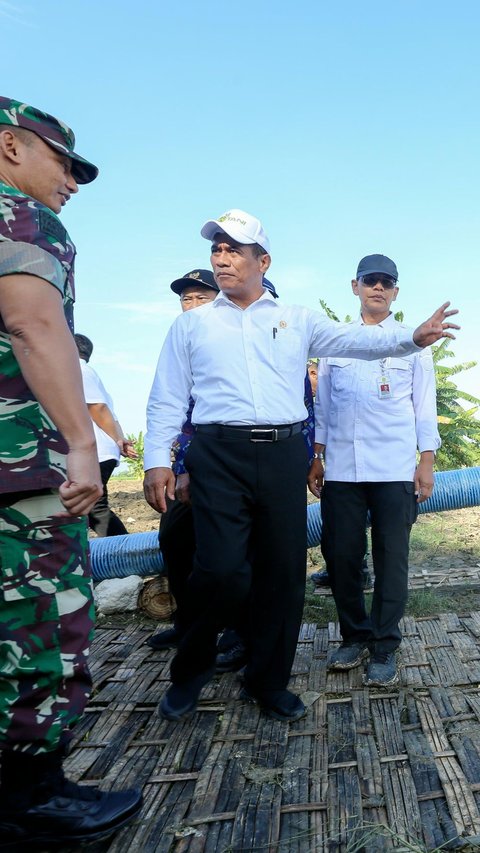 Mentan Targetkan Petani Lamongan Tanam Padi Tiga Kali Setahun dengan Pompanisasi