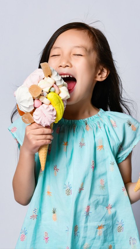 Colorful Non-dairy Ice Cream Recipe for Teething Children