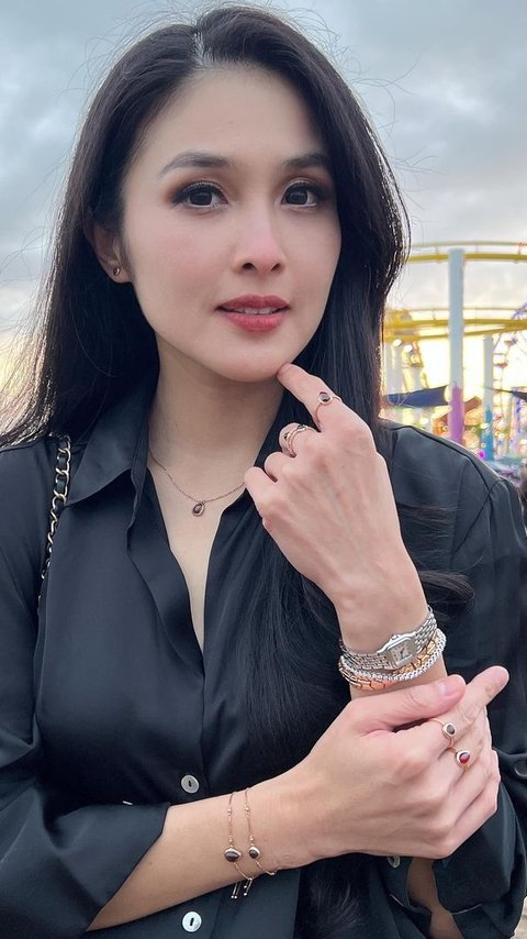Stylish Portrait of Sandra Dewi Promoting Her Own Jewelry Brand