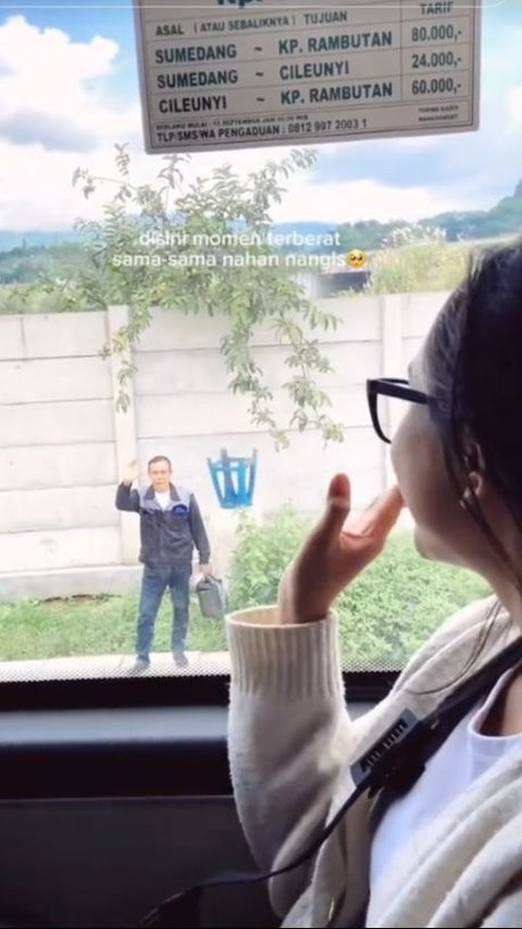 Hati-Hati Mengandung Bawang! Video Viral Momen Haru Ayah Kejar Bus yang Antar Putrinya Kembali ke Perantauan