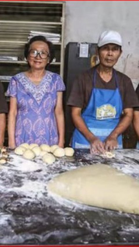 Mengunjungi Toko Roti Tertua di Indonesia, Jadi Inspirasi Film 