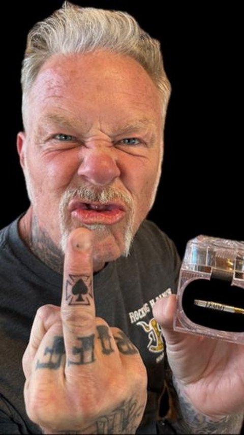 James Hetfield Gets New Tattoo Using Lemmy Kilmister's Cremation Ashes