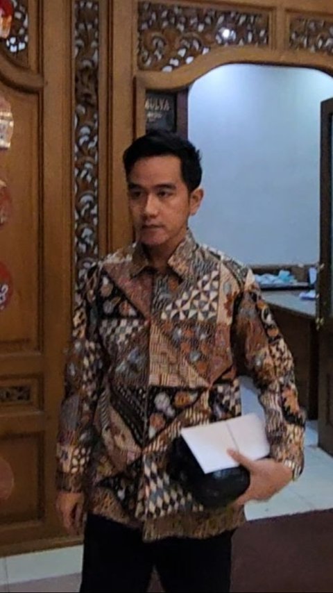 Gibran Santai Dirinya dan Jokowi Tak Lagi Dianggap Kader PDI Perjuangan: Dipecat Juga Ndak Apa-Apa