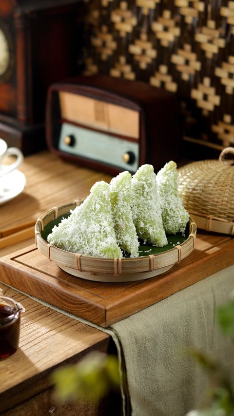 Recipe for Traditional Sticky Rice Lupis Without Lime