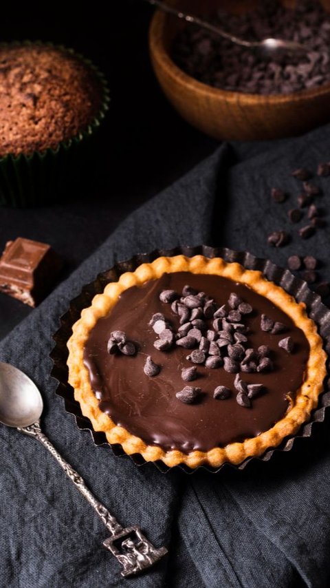 Easy Chocolate Pie Recipe in 2 Variations: A Classic Treat for Chocolate Lovers