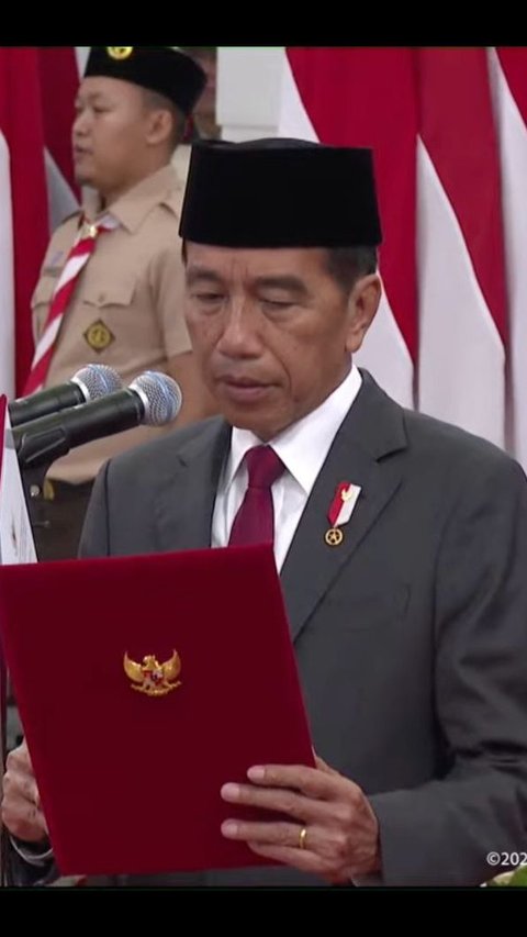 Jokowi Dikabarkan Beri Satyalancana untuk Gibran dan Bobby di Surabaya Besok, Begini Penjelasan Istana