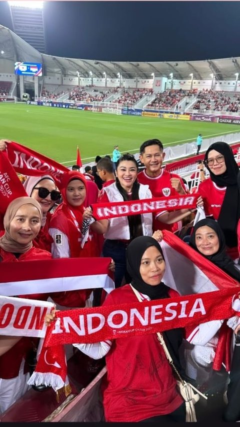 Nonton Langsung di Qatar, Momen Fitri Carlina Nangis Timnas Lolos Semifinal Piala Asia