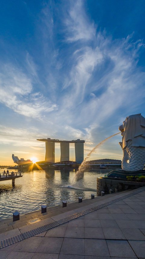Rekomendasi Wisata Lebih Personal dengan HolidAI Singapura