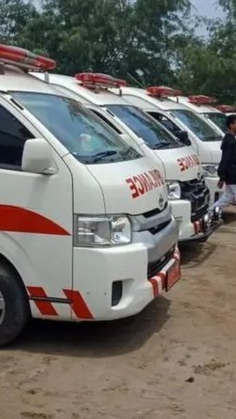 Sopir Brio Viral Halangi Ambulans di Salatiga