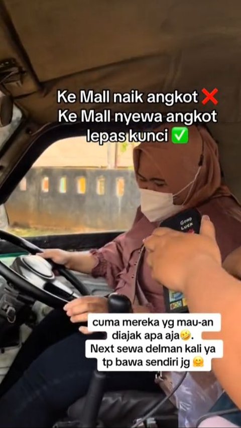 Anti Mainstream! This Woman Rents a 'Keyless' Angkot to Go to the Mall, Turning on the Engine Moment Makes You Laugh