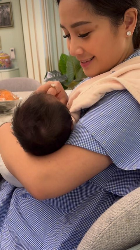 Merry Ungkap Soal Baby Lily Putri Adopsi Nagita Slavina: Dari Yayasan, Kalau Diadopsi Harus Minta Persetujuan Semua