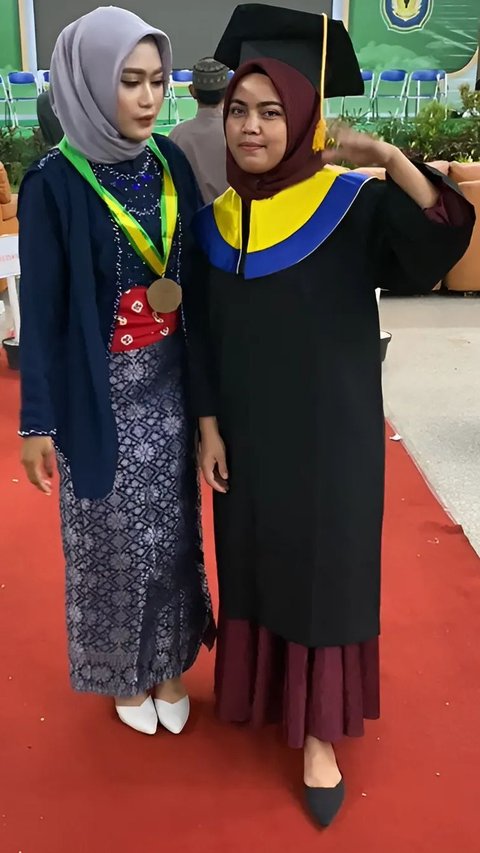 Remove the Toga and Put it on Her Sister, This Graduate's Story is Touching - DRAFT