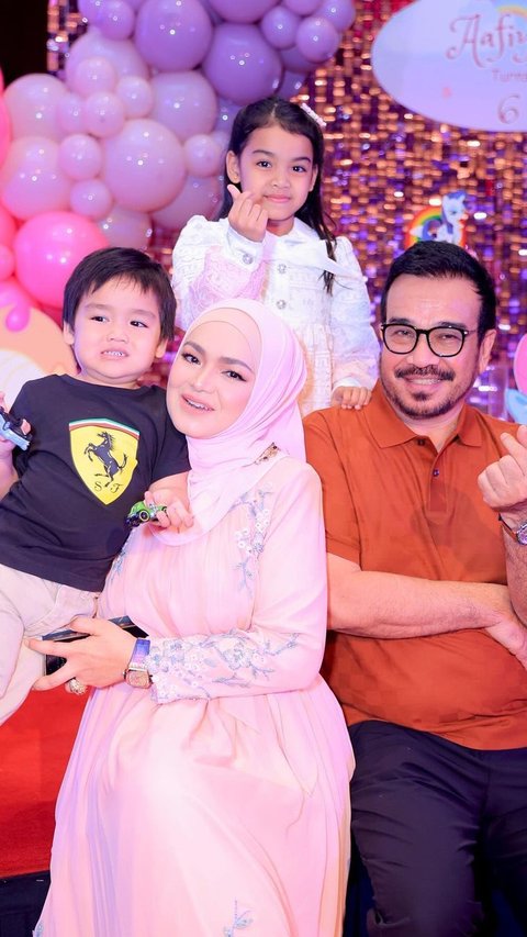 Potret Ulang Tahun Mewah Putra-putri Siti Nurhaliza dan Datuk Khalid