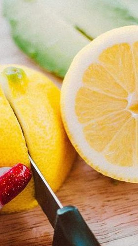 Extraordinary Benefits of Lemon, Can Prevent Kidney Stones!