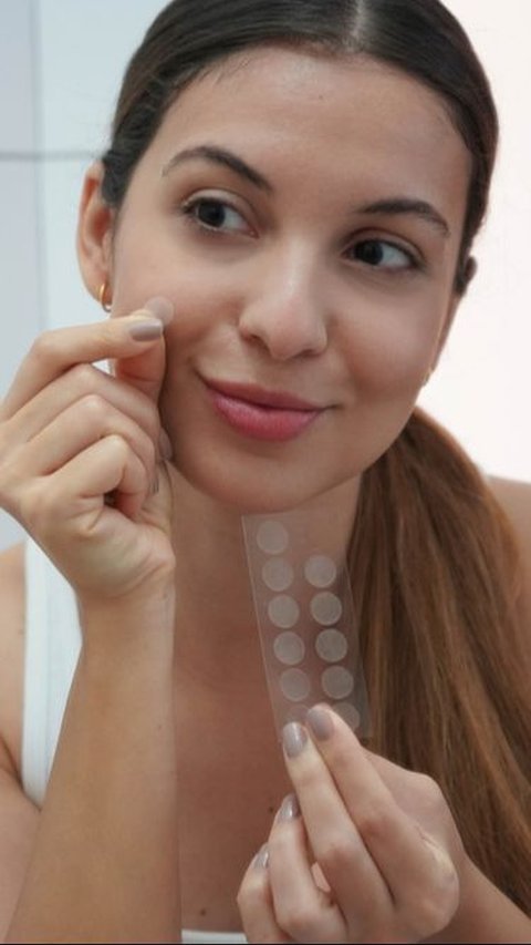Is Acne Patch Effective in Treating Acne? Let's Find Out