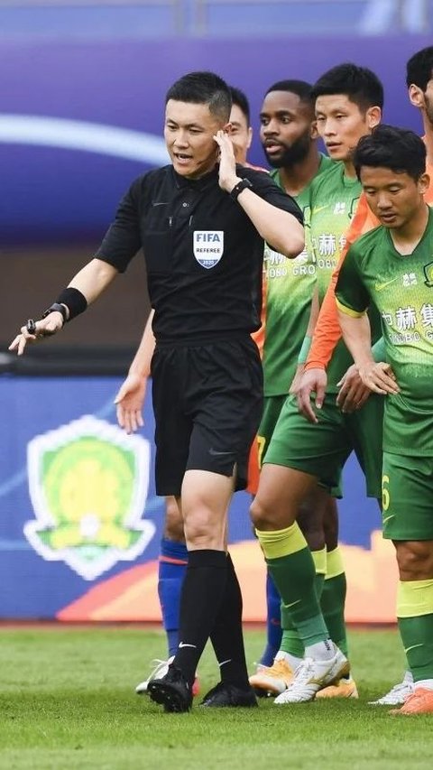 Referee Shen Yinhao's Scandal Revealed by Chinese Netizens, Turns Out He Has Done This