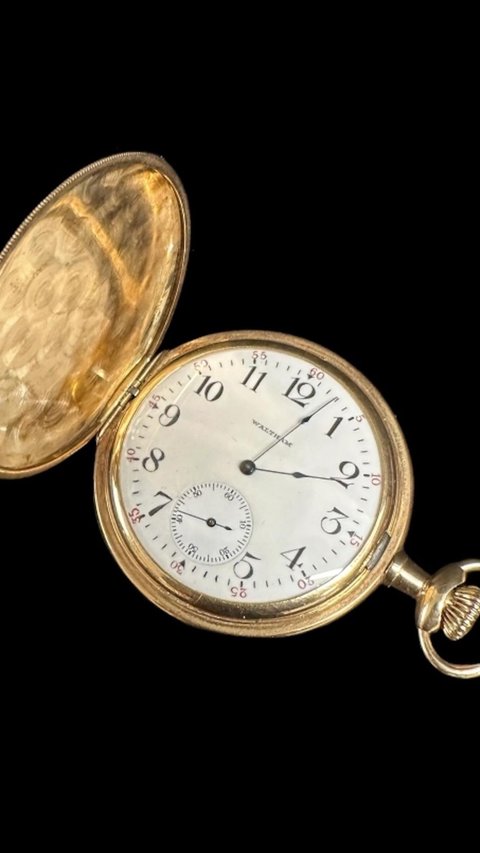 Gold Pocket Watch in Titanic Was Auctioned For $1.4 million
