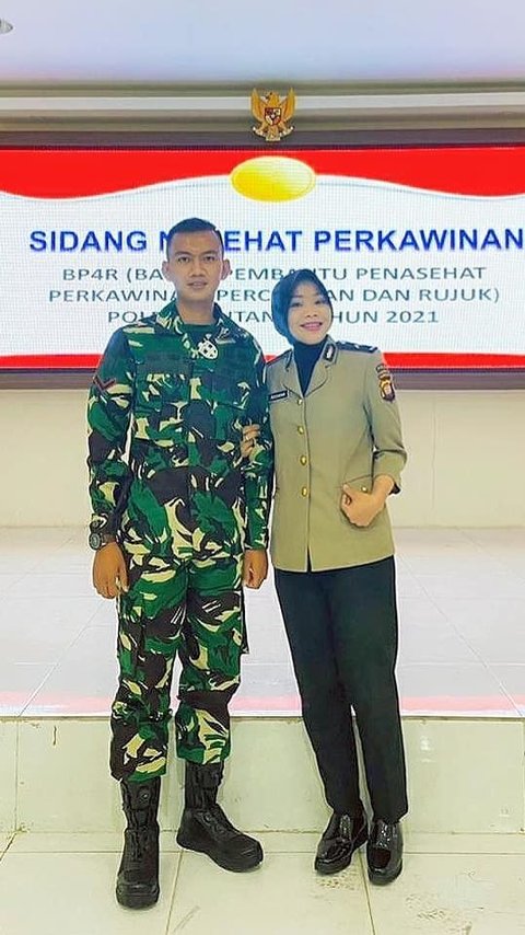 Dulu Satu SMA, Teman Satu Sekolah Kembali Bertemu Setelah jadi TNI & Polri Ternyata Berjodoh & Menikah
