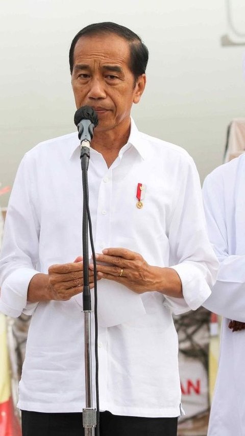 Jokowi Lantik Mantan Ajudannya Jadi Kasau