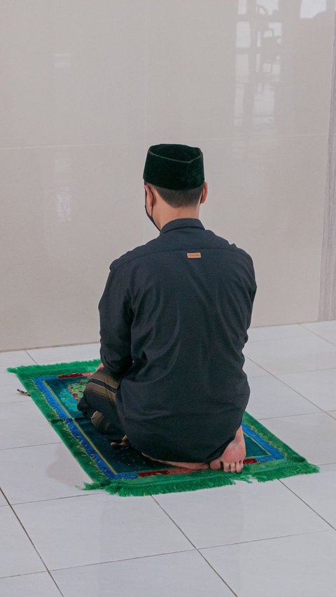 Hukum Sholat Kafarat pada Jumat Terakhir Ramadhan, Begini Penjelasan Rincinya