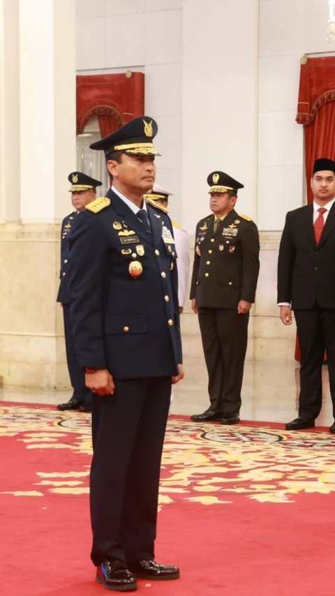 Presiden Jokowi Lantik Eks Ajudan Tonny Harjono Jadi Kepala Staf Angkatan Udara