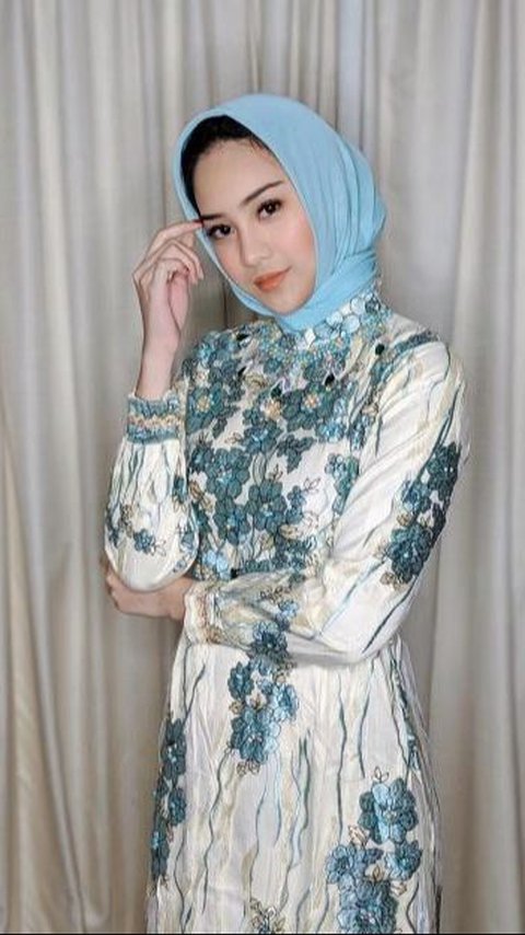 10 Portraits of Anya Geraldine's Lebaran Outfit, Can be an Inspiration