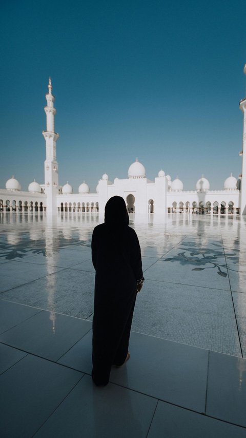 5 Amalan Perempuan Haid saat Hari Raya Idul Fitri, Salah Satunya Datang untuk Mendengarkan Khutbah