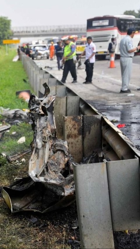 2 Jenazah Korban Kecelakaan Maut Tol Jakarta Cikampek KM 58 Teridentifikasi, dari Ciamis dan Bogor