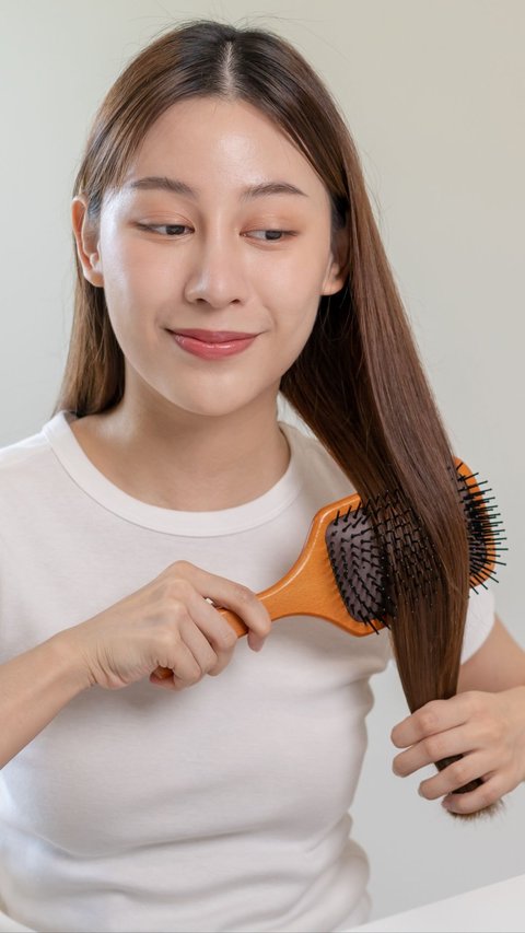 Apply 5 Simple Habits to Prevent Hair Loss