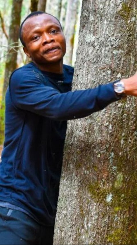 This Man Broke the World Record by Hugging 1,123 Trees in One Hour