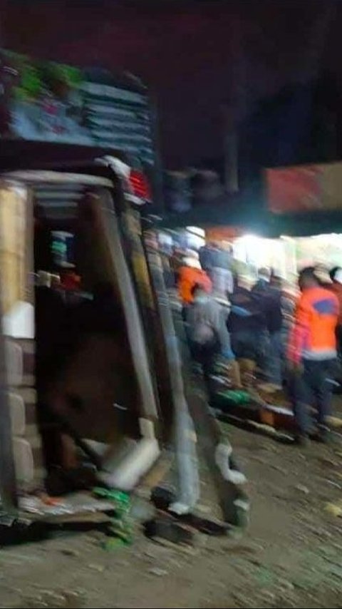 Bus Rombongan Pelajar dari Depok Kecelakaan di Ciater Subang